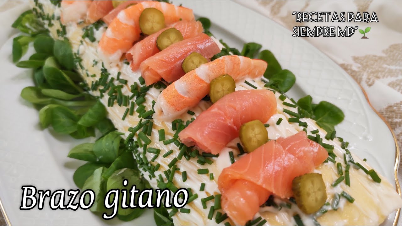 Brazo gitano de salmón y langostinos,  plancha de bizcocho,  Navidad