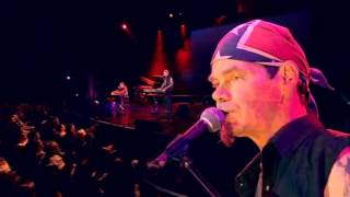Otis Lee Crenshaw (Rich Hall) sings a love song to Jackie (Do Anything you Want to the Girl)