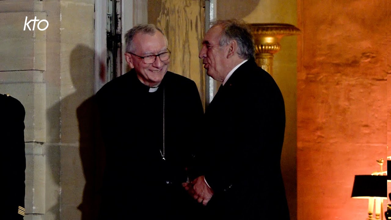 A Paris, le cardinal Parolin s'exprime sur la laïcité française
