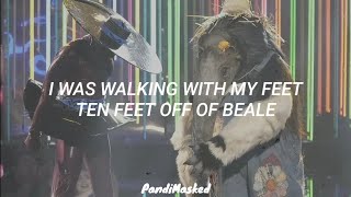 Anteater Performs "Walking In Memphis" By Marc Cohn (Lyrics) | The Masked Singer