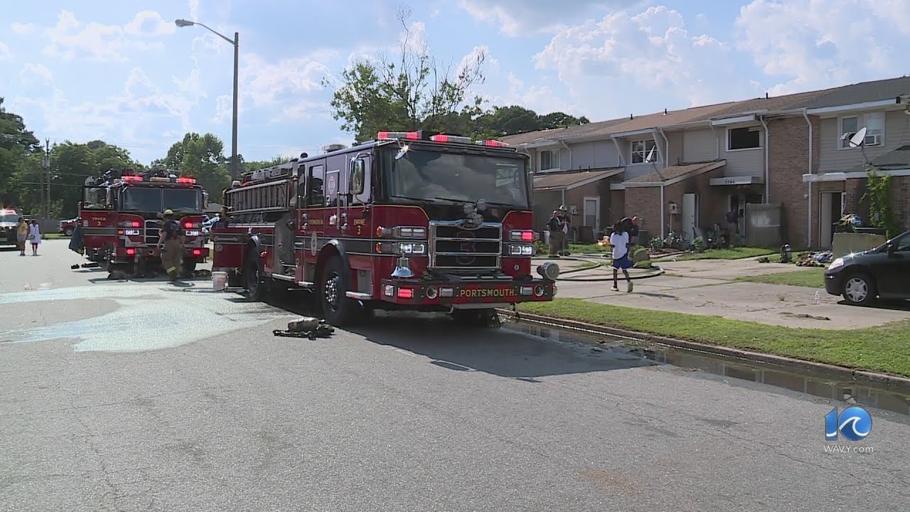 3 displaced, 2 dogs dead after fire in Portsmouth: Fire crews - YouTube