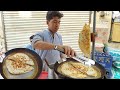 Potato Cooked Inside a Bread | How to Make Yummy Paratha - Street Food Peshawar