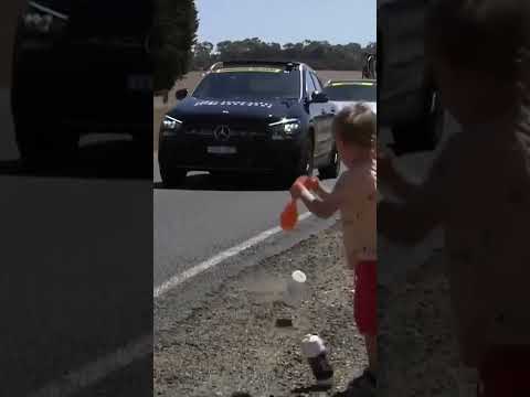 This young fan’s day was made 🥹 #roadcycling #cycling