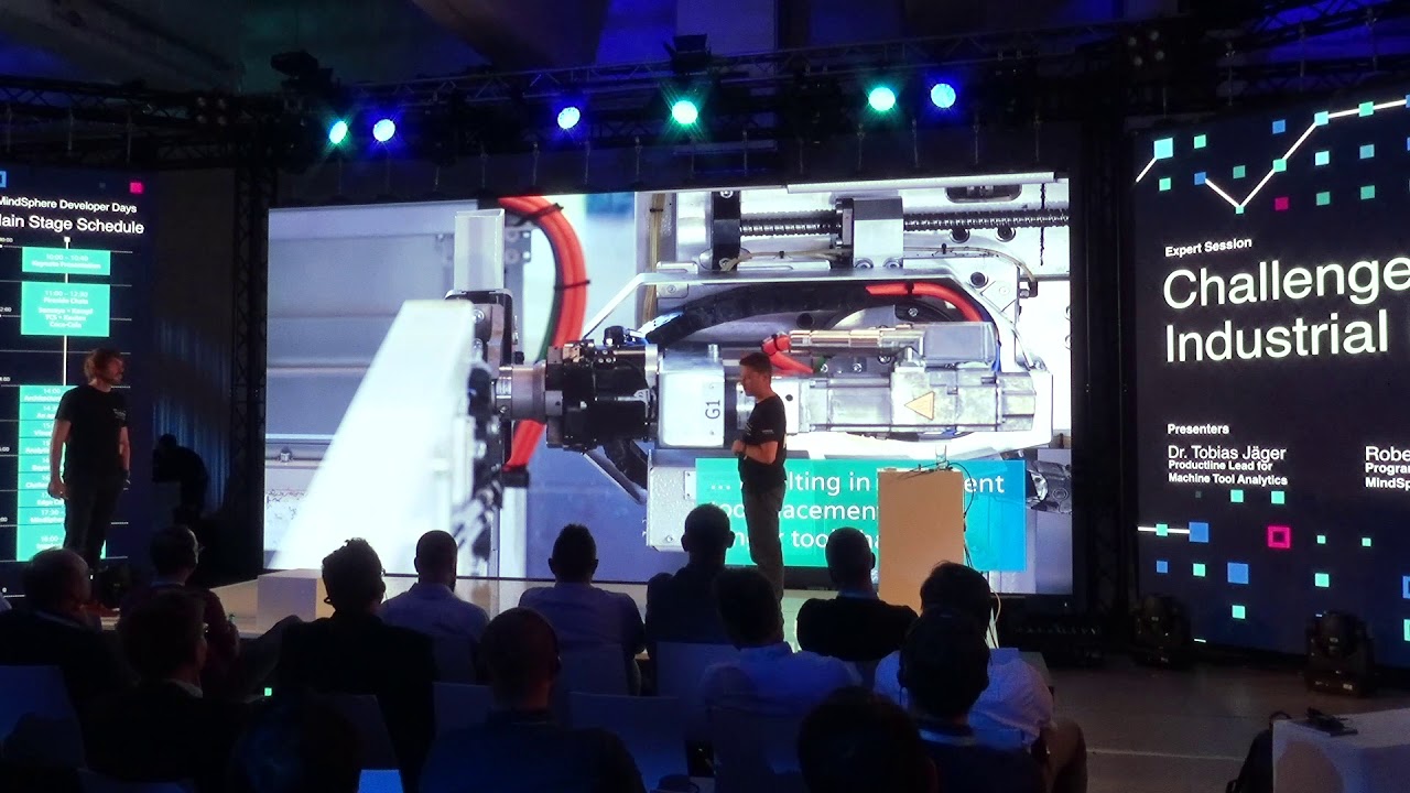 tecnomatix plant simulation software Edge Computing - real-time microservices and Artificial Intelligence (AI)