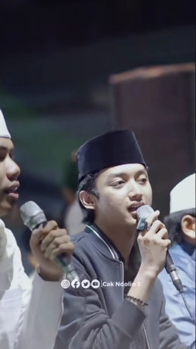 BERTAHAN SATU CINTA BERTAHAN SATU C I N T A #azmiaskandar #gusazmi #shorts #trending #fyp