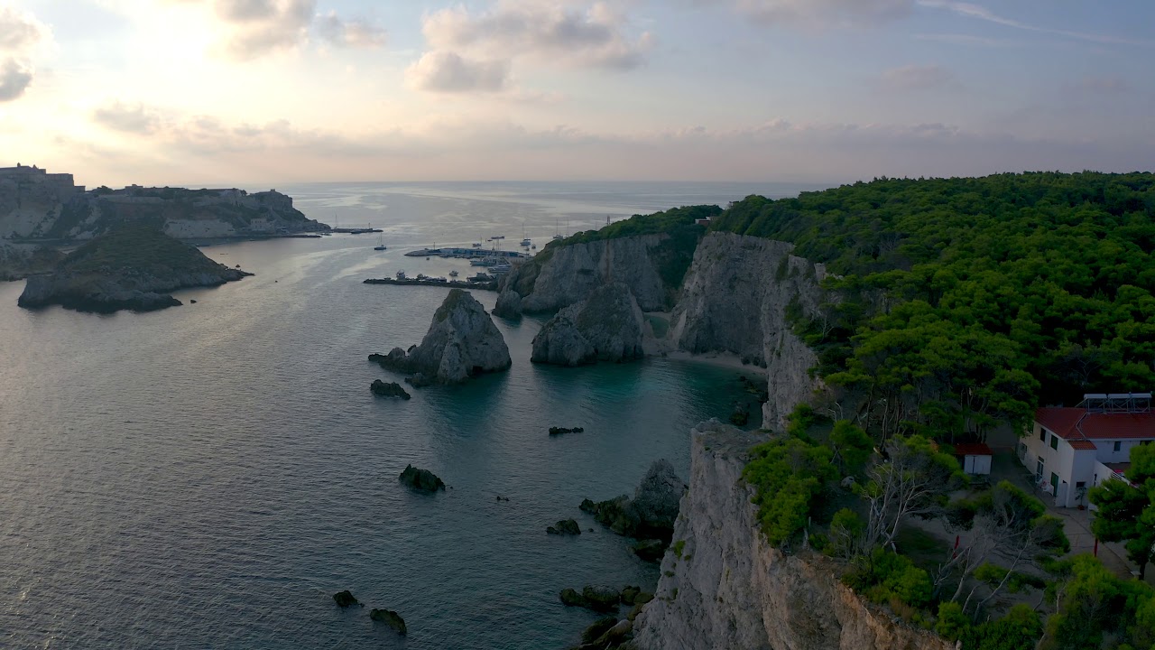 Isole Tremiti, Italy. Drone Footage, 4K HLG. Mavic 2 Pro