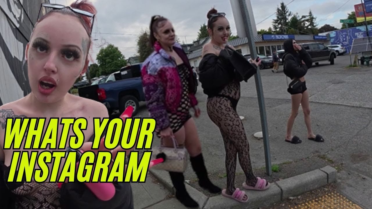 I met some girls on Aurora while riding my e scooter