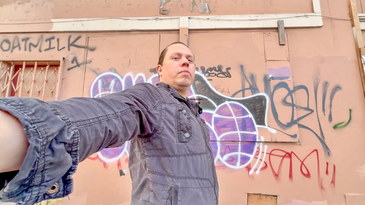 every store is CLOSED on lombard st San Francisco