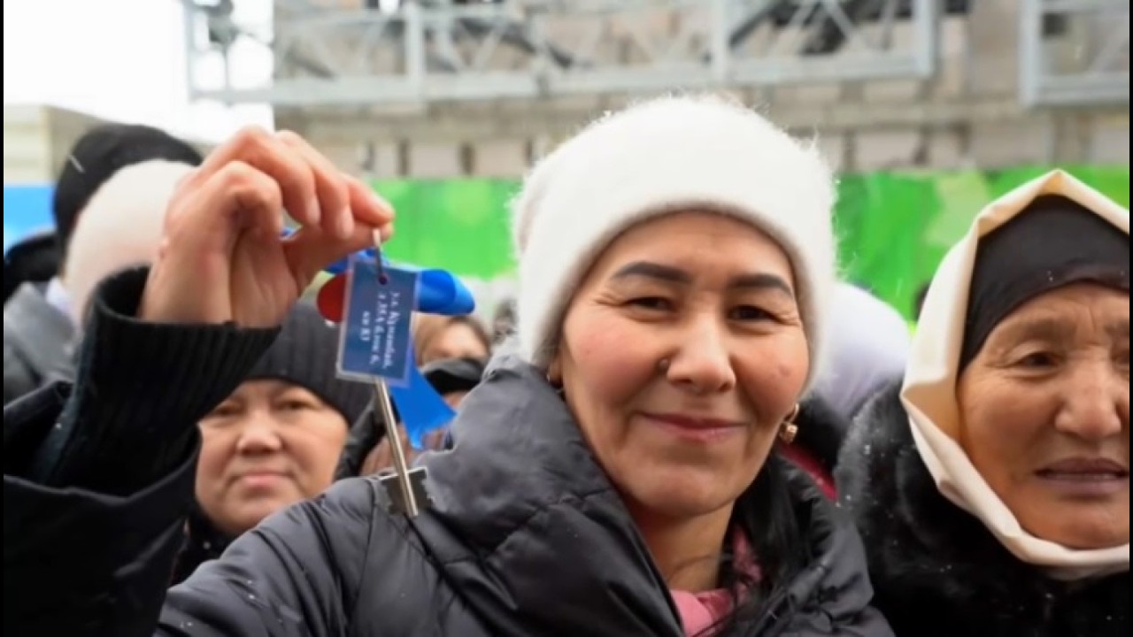 50 семейчан получили ключи от новых квартир