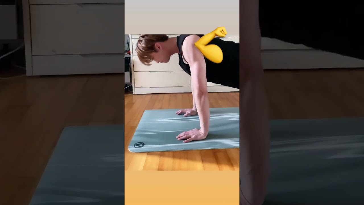 Johnny Suh doing push up