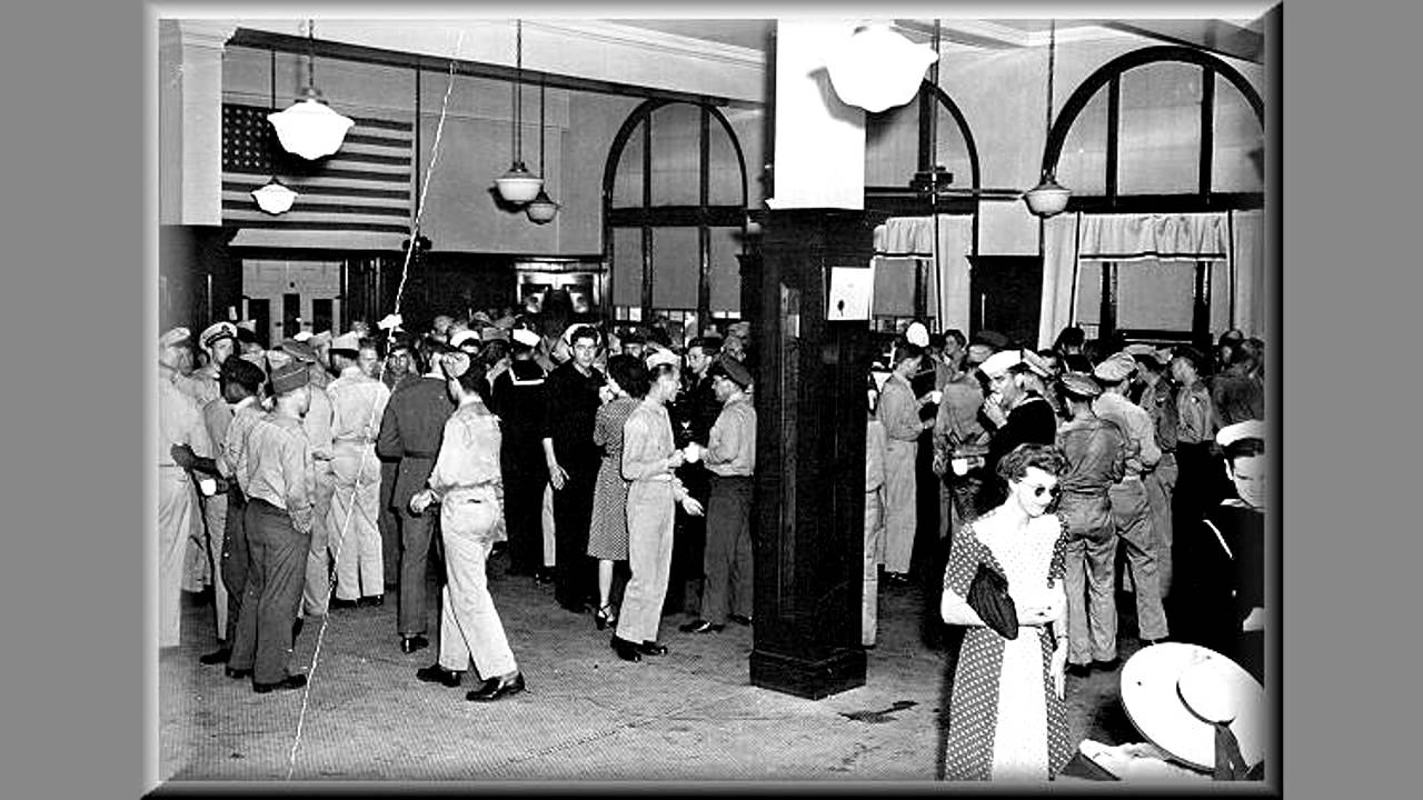 WW2 North Platte Canteen - US Army Troop Train - YouTube