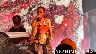 Ravyn Lenae An Intimate Performance Live in Concert in NYC