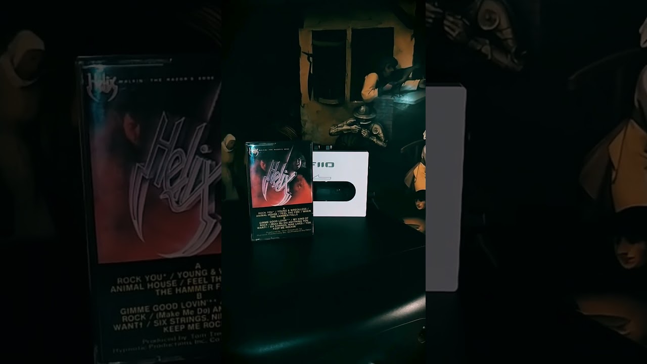 Helix - Animal House (Walkin' The Razor's Edge, 1984)