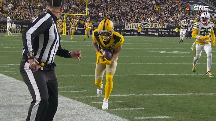 Rodgers casually drops 45-yard launch to Wilson