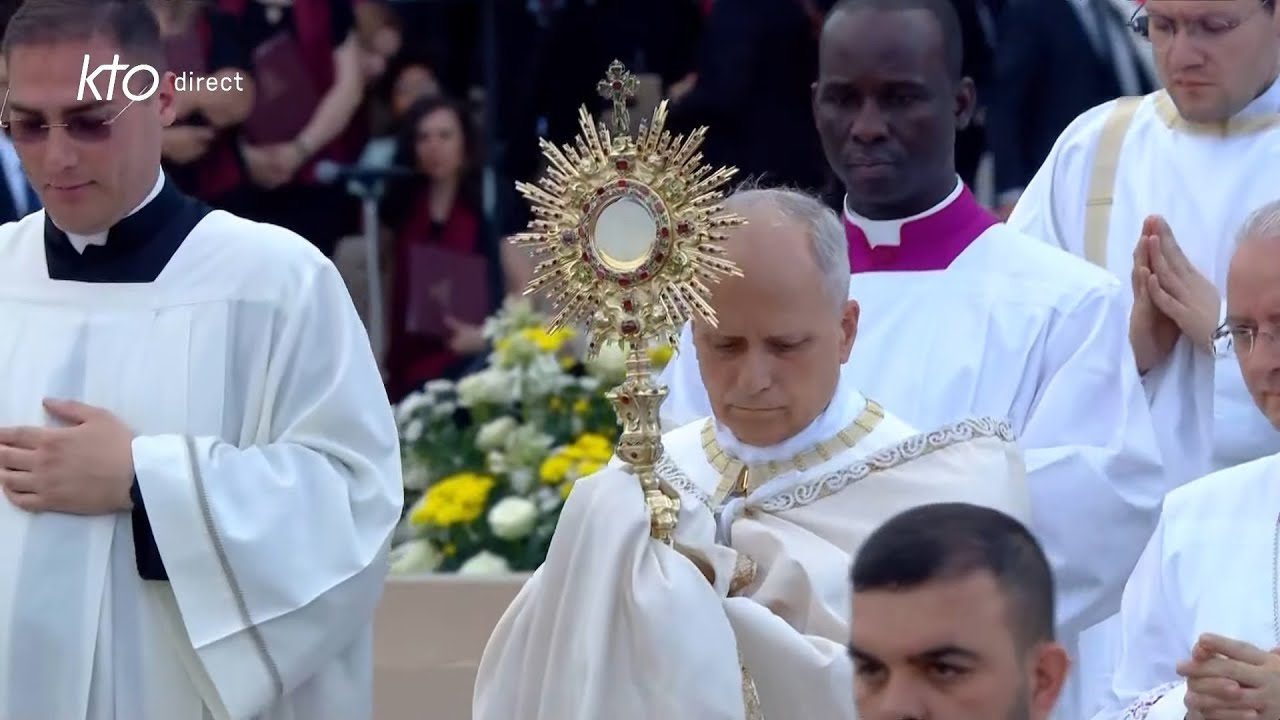 Solennité du Corps et du Sang du Christ : messe et procession avec le pape Léon XIV à Rome
