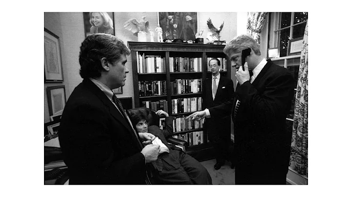 Robert McNeely - Photojournalist