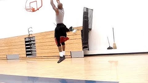 Dre Baldwin: Behind Back Dribble, Back Thru Legs Pullup Jumpshot Pt. 1 | Scoring Combo Moves Penny