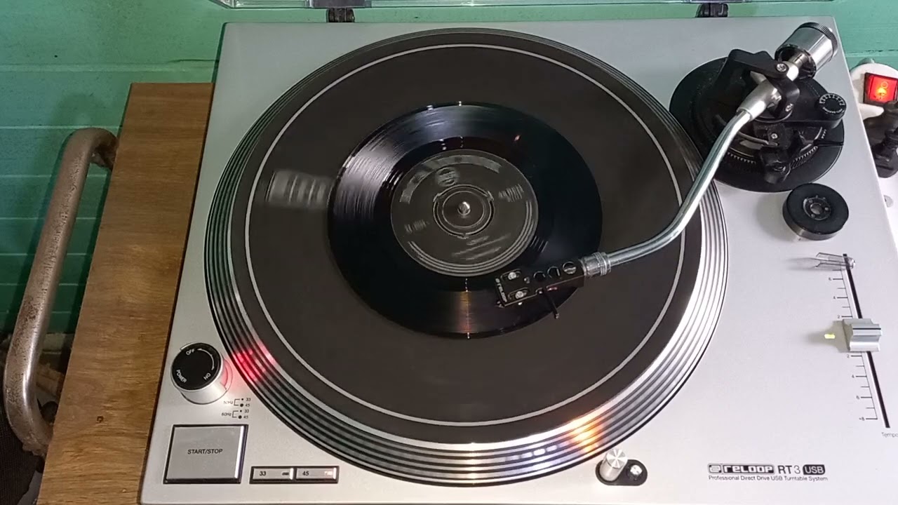 NILTON CESAR - LENITA [Version En Portuguez 1968] - YouTube