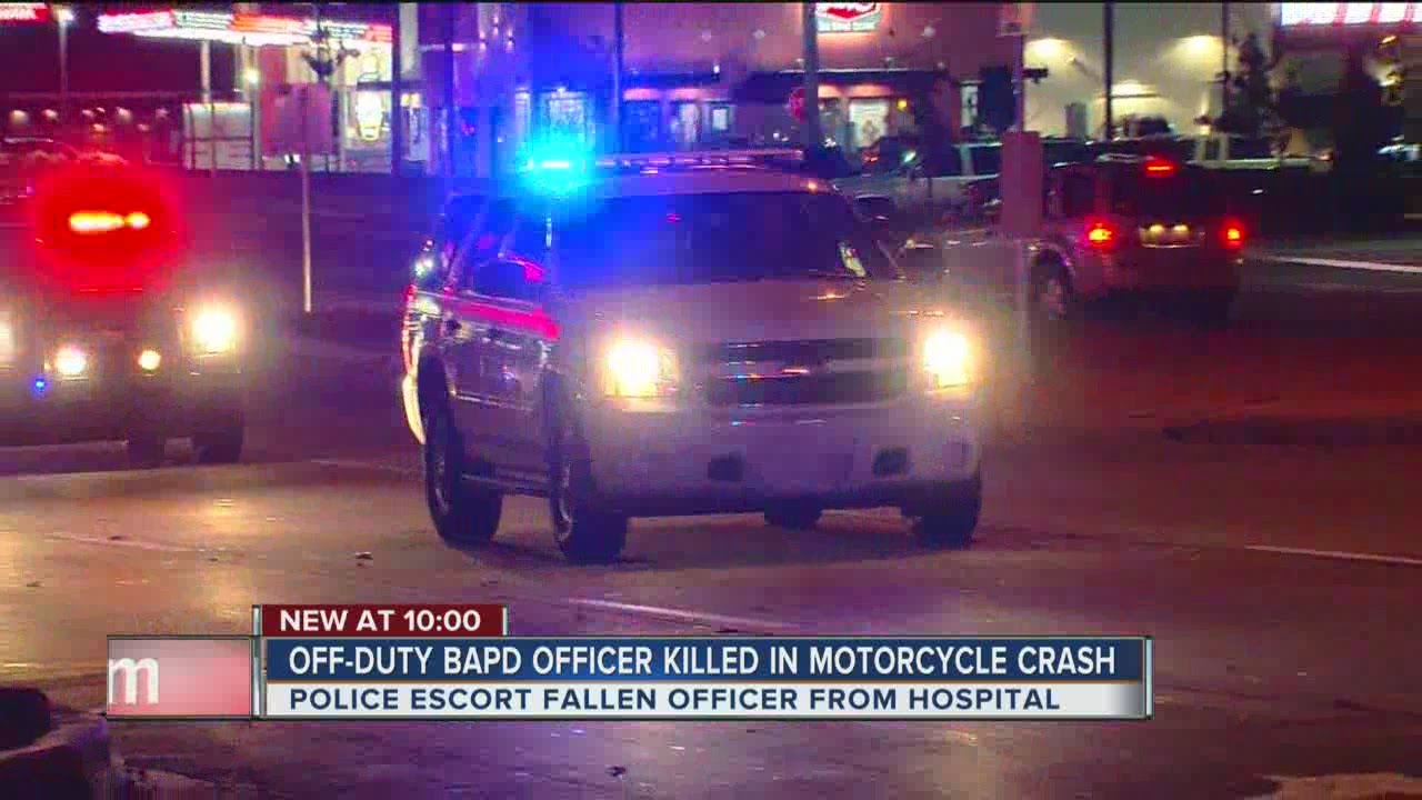 Off duty Broken Arrow Officer dies in motorcycle accident - YouTube