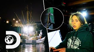 Victory Captain Collides Into Another Ship And Damages Her Vessel! | Deadliest Catch