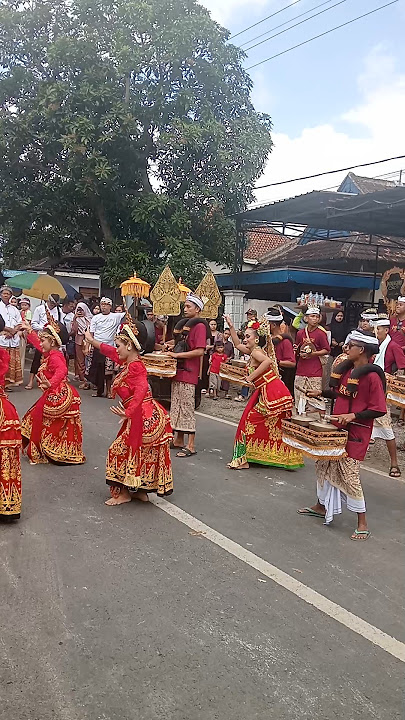 performance pura indra giri kirab budaya grebek suro desa temurejo bangorejo banyuwangi