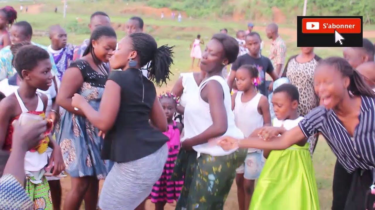 Quand la fête tourne avec Niguissaff k dance! kiaaa ça là c'est mapouka d'avant hinnn! trop chic