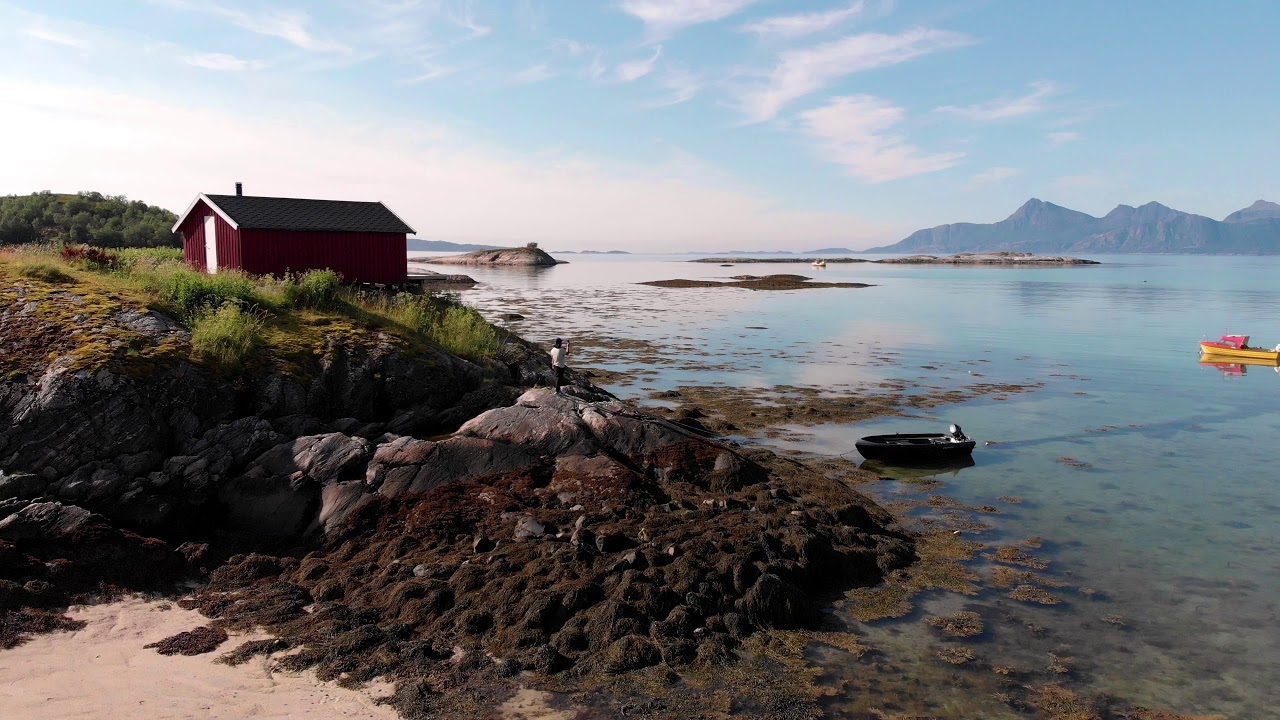 DJI Mavic Air in Strandå, Kjerringøy, Norway