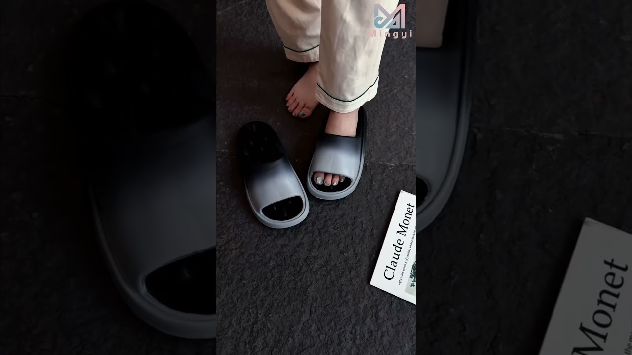 Custom new fashion slides | Summer gradient beach sandals | Manufacturer 