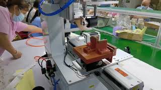 Semi Automatic Flat Products Sticker Label Applicator Rotary Rolling Labeller