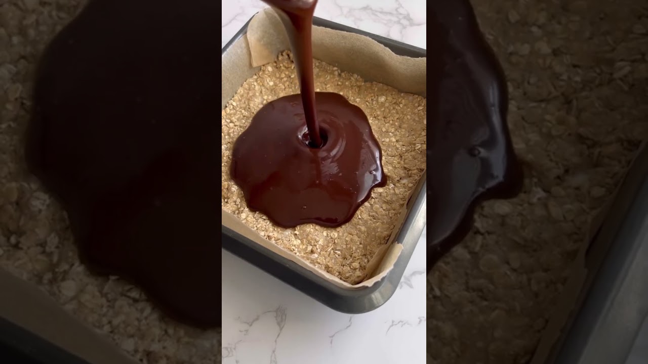 Oatmeal fudge bars recipe | 