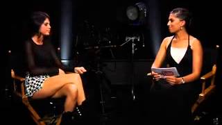 Selena gomez looking very sexy in interview and talks depth about life
touring etc.. answers many questions (2011). thanks to channel:
sa601154