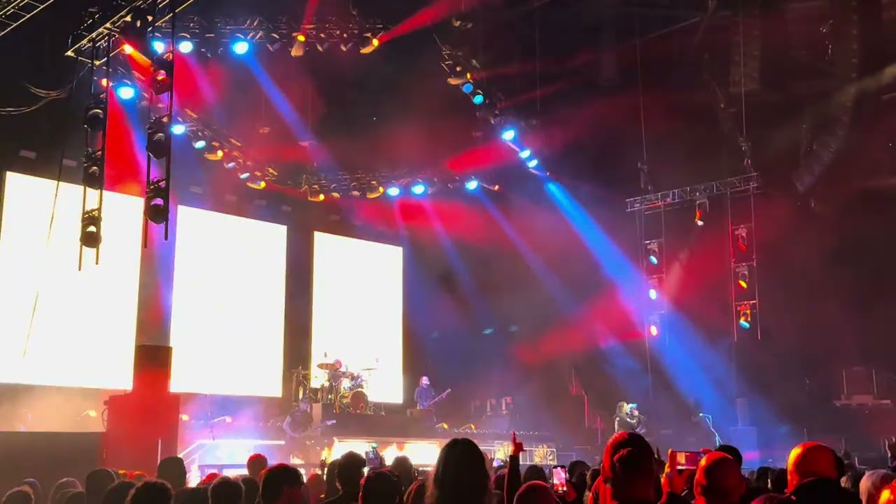 Necessary evil - Motionless in White live at the Nottingham Motorpoint Arena 6/2/26