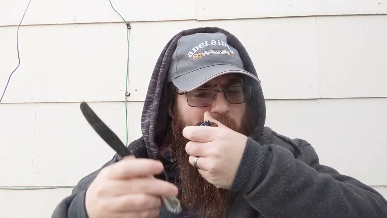 A Chat and A First Smoke Of: Ashton "Consummate Gentleman" 👍