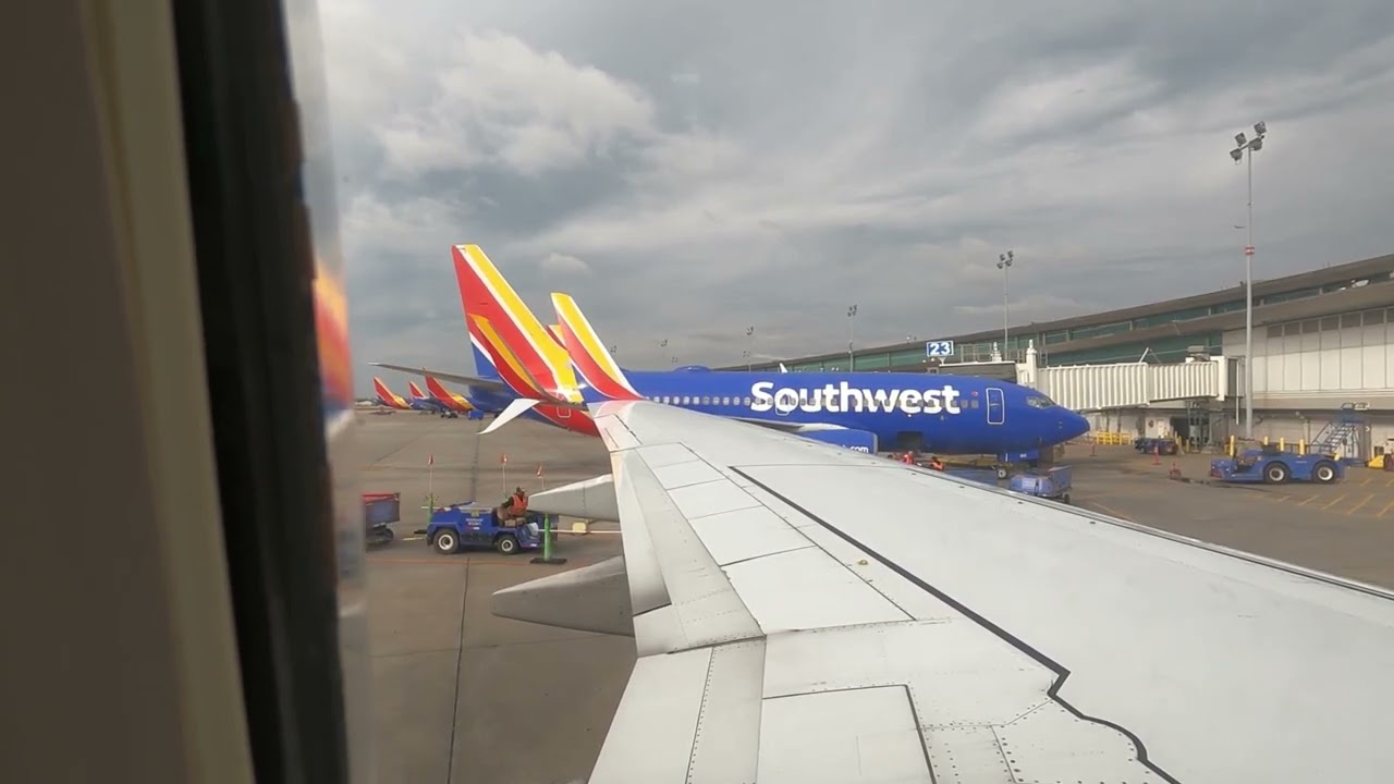 Southwest Airlines 737-700 N224WN HOU to CRP WN9