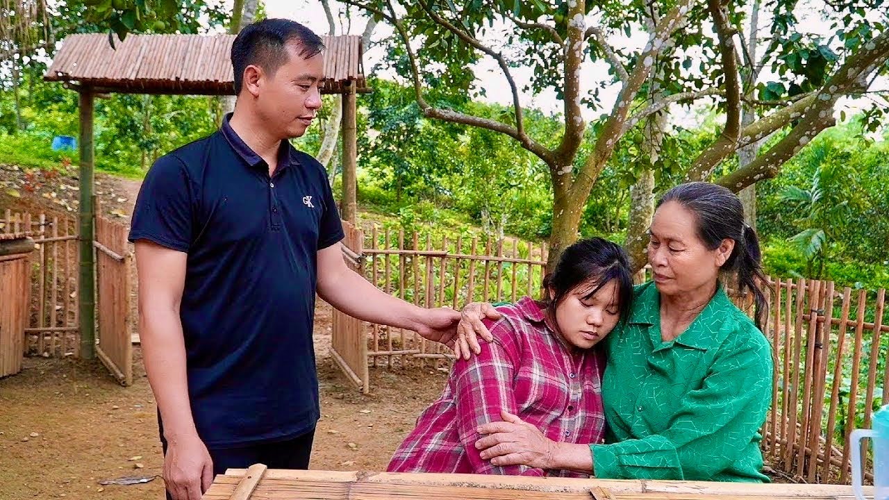 Jhony takes his mother to meet his sister Tu Na, tears of happiness when the family reunites