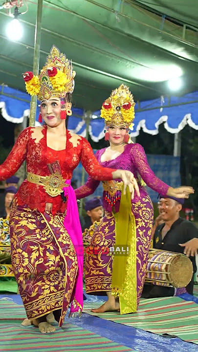 Widya Sekar Dewi & Widya Putri feat Joged Wahyu Ulangun Buleleng.