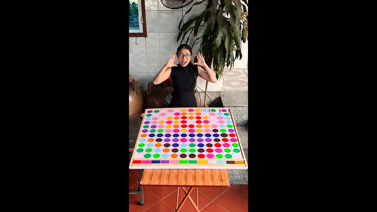 Puzzle sort ball game solve and challenge with quick reflex