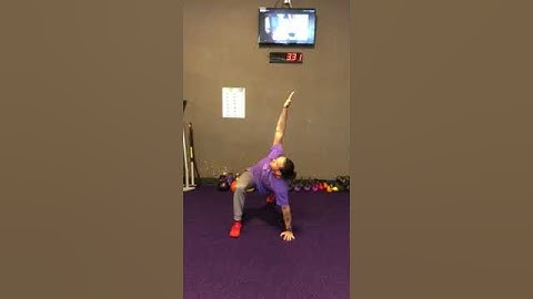 Spider-Man stretch with thoracic rotation