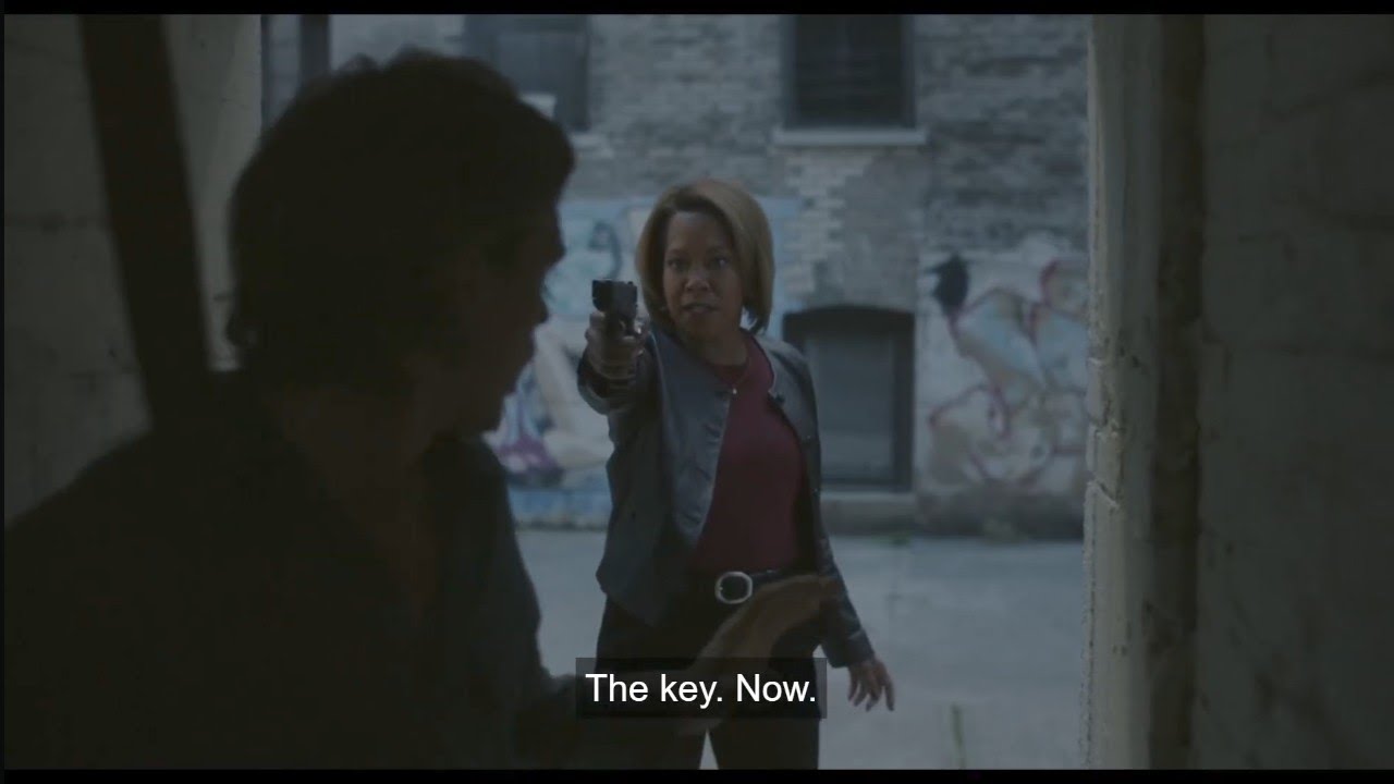 Henry Vs. Pavel and Det. Elise Roman Full Fight Scene | Caught Stealing