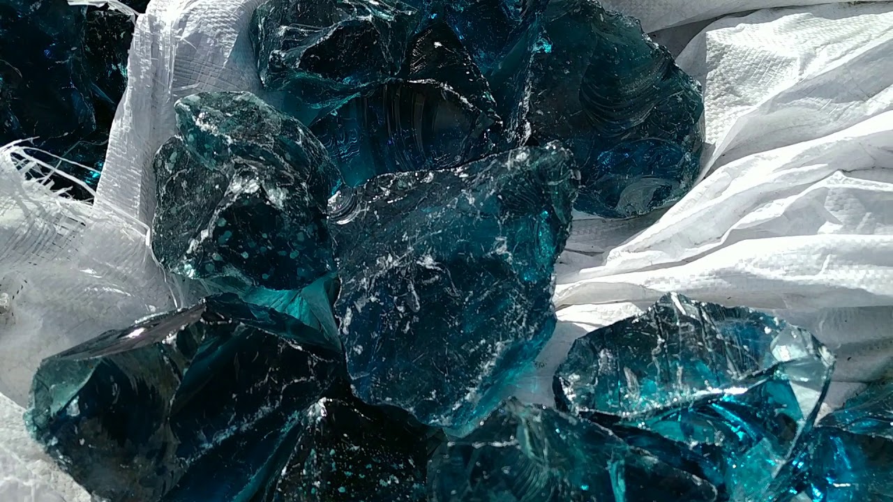 Glass Rocks | Glasbrocken | Fire Pit Glass | Use in Gardens and Outdoors | Buy Online | Deco Stones
