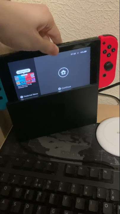 How To Put Your Nintendo Switch On The Docking Station!