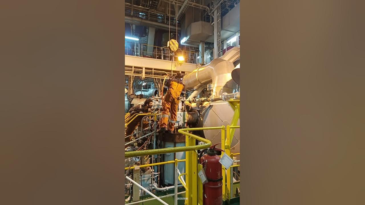 MAIN ENGINE CYLINDER DECARB YouTube