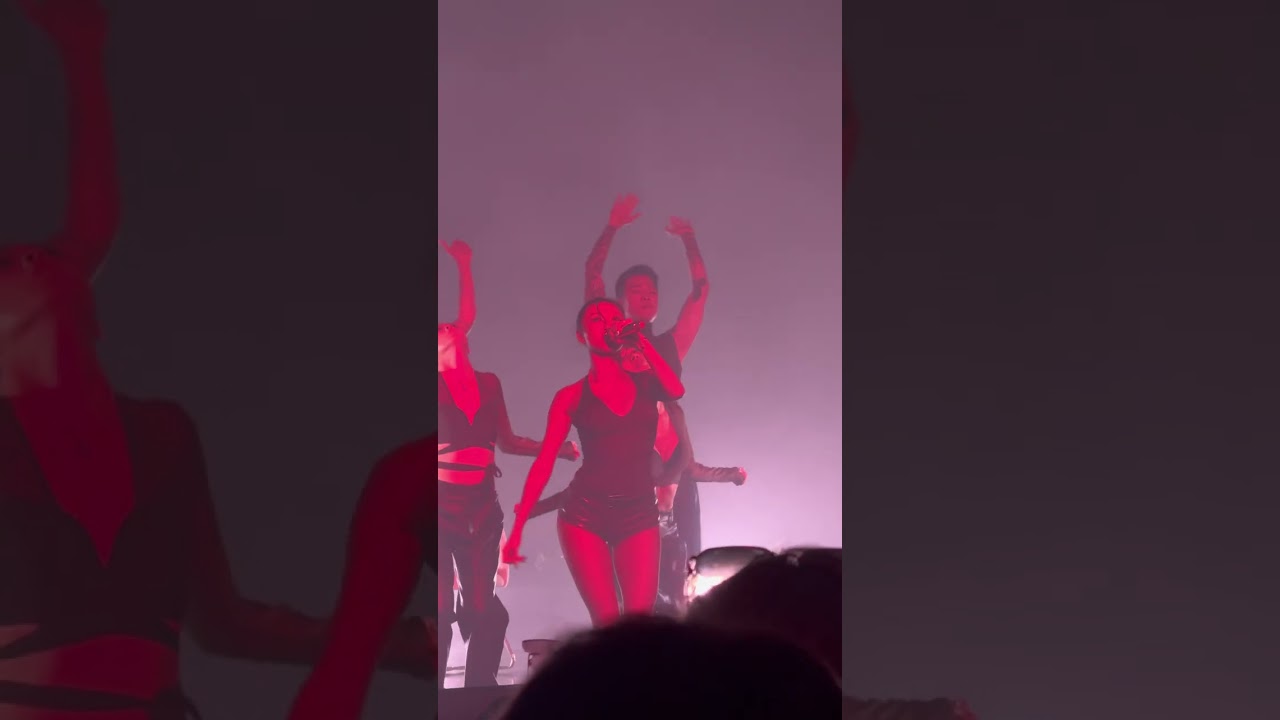 Hwasa Ego & Kidding fancam (4K 60fps) 20250319 Hwasa Live Tour [Twits] in North America Dallas