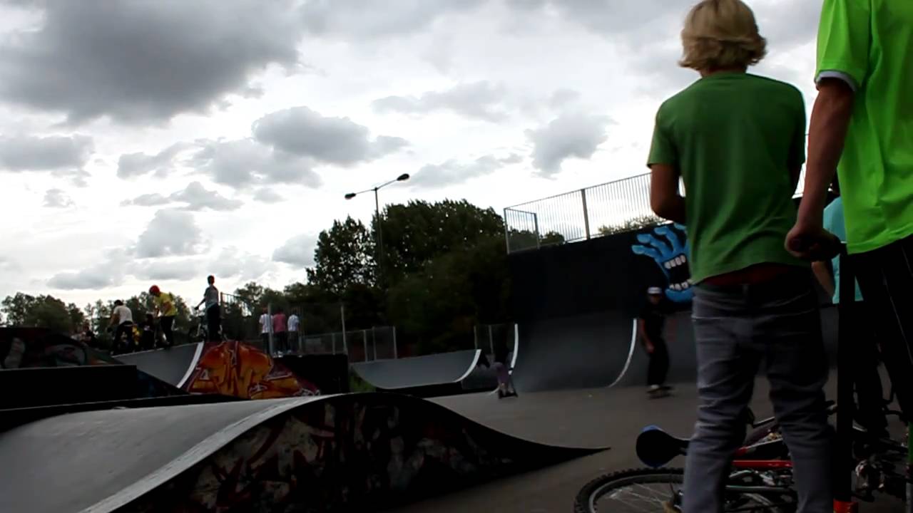 Ollie over a Trolley