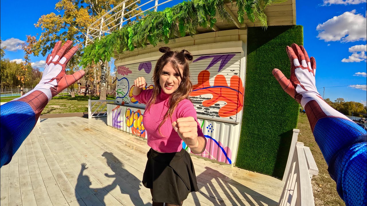 MY GIRLFRIEND FOUND OUT THAT I'M SPIDER-MAN (Parkour POV Angry) @Celpan 