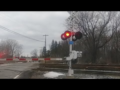 bnsf 5729 Live CSX Freight Train