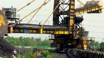 Stacker Reclaimer operational video