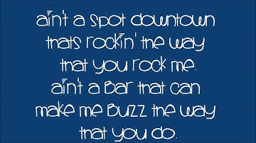 Luke Bryan - Crash my Party (Lyrics on Screen)