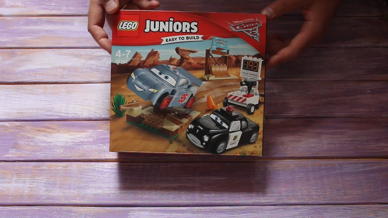 Распаковка Lego тачки Juniors (10742) ТРЕНИРОВОЧНЫЙ ПОЛИГОН ВИЛЛИ БУТТА