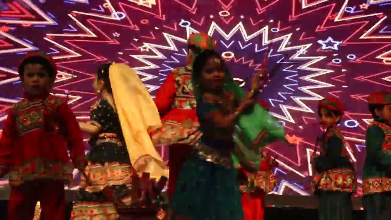 Mini Dandiya Magic 💫 | LKG’s Festive Dance Performance| Annual Function 2025-26 |DHARINI 